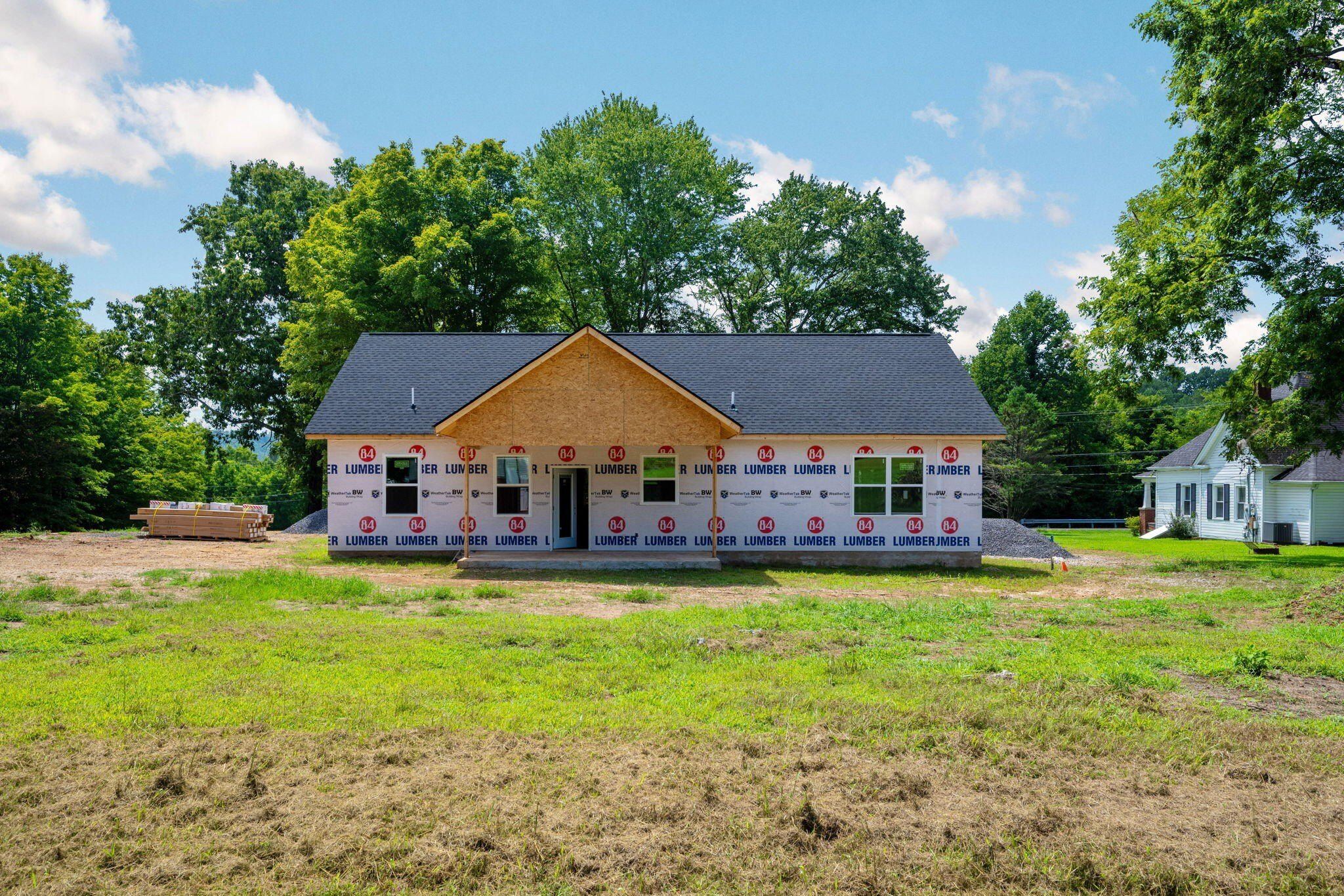 2352 Parksville Road. Benton, TN 37307