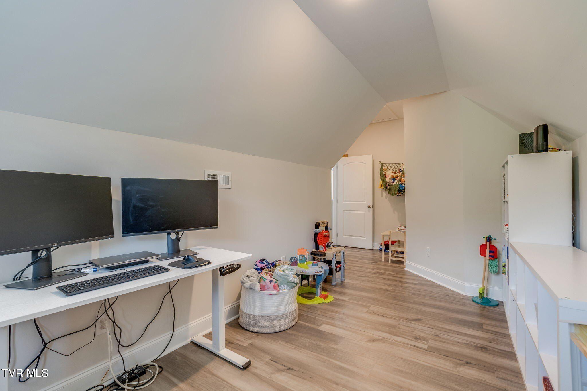 856 Granby Road. Kingsport, TN 37660