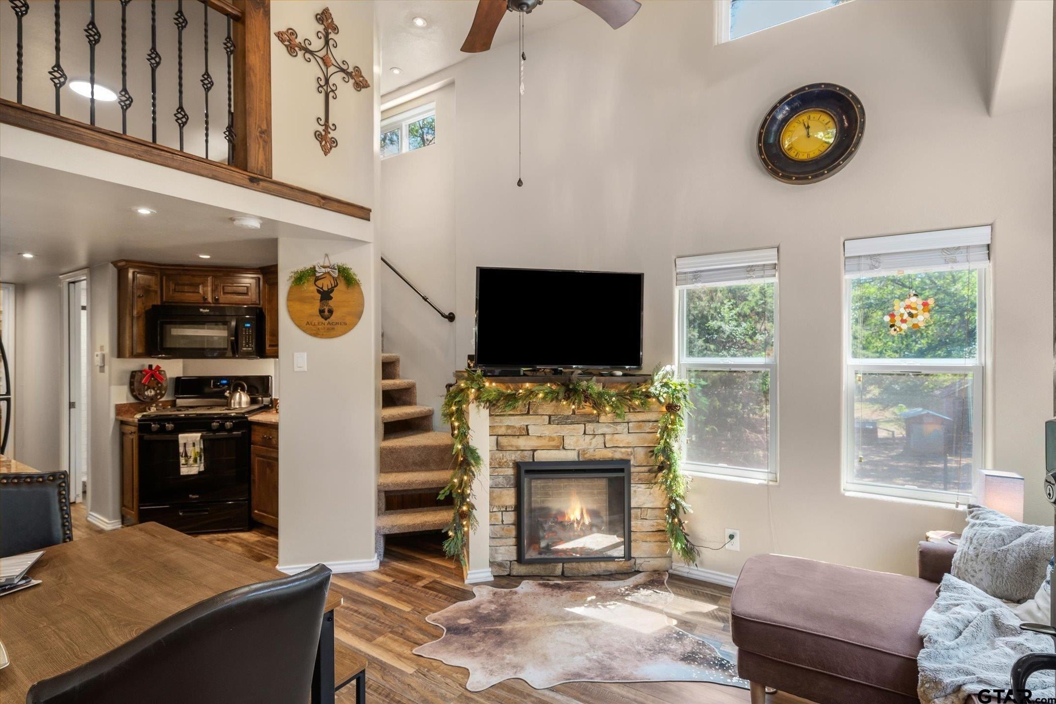 4315 Vz County Raod 1117. Edgewood, TX 75117