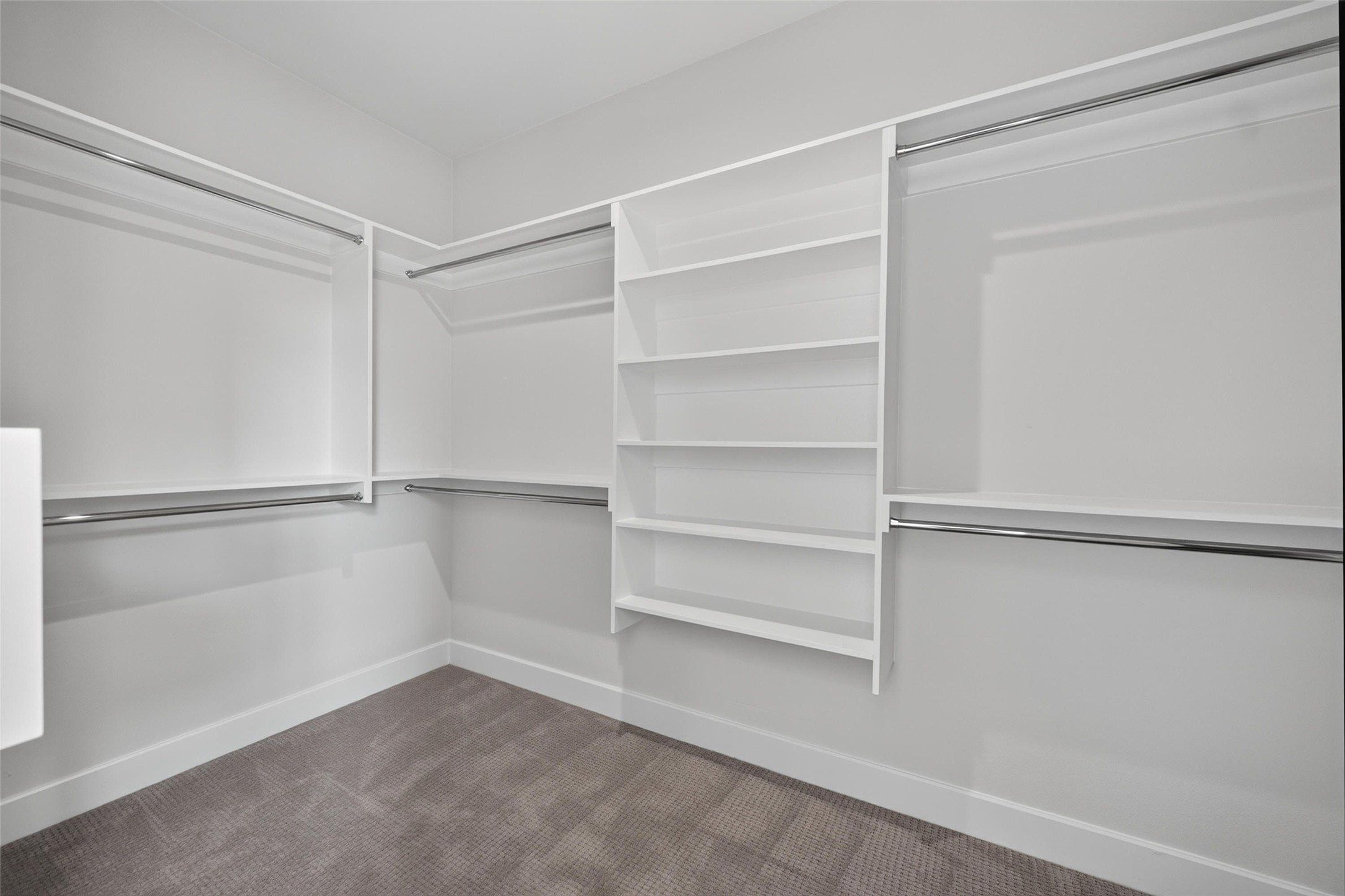 13900 Noel. Dallas, TX 75240