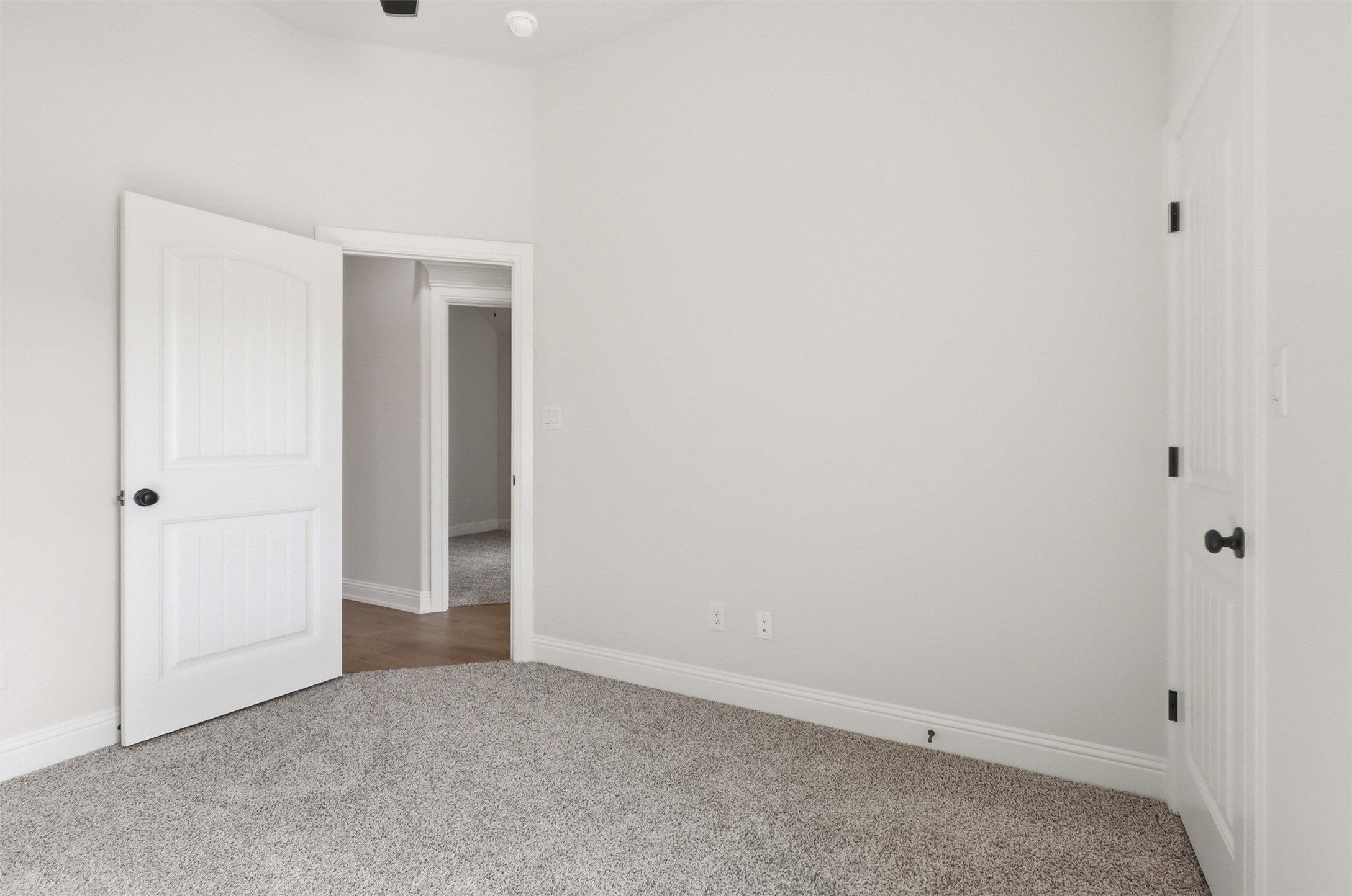728 Raylan Street. Springtown, TX 76082