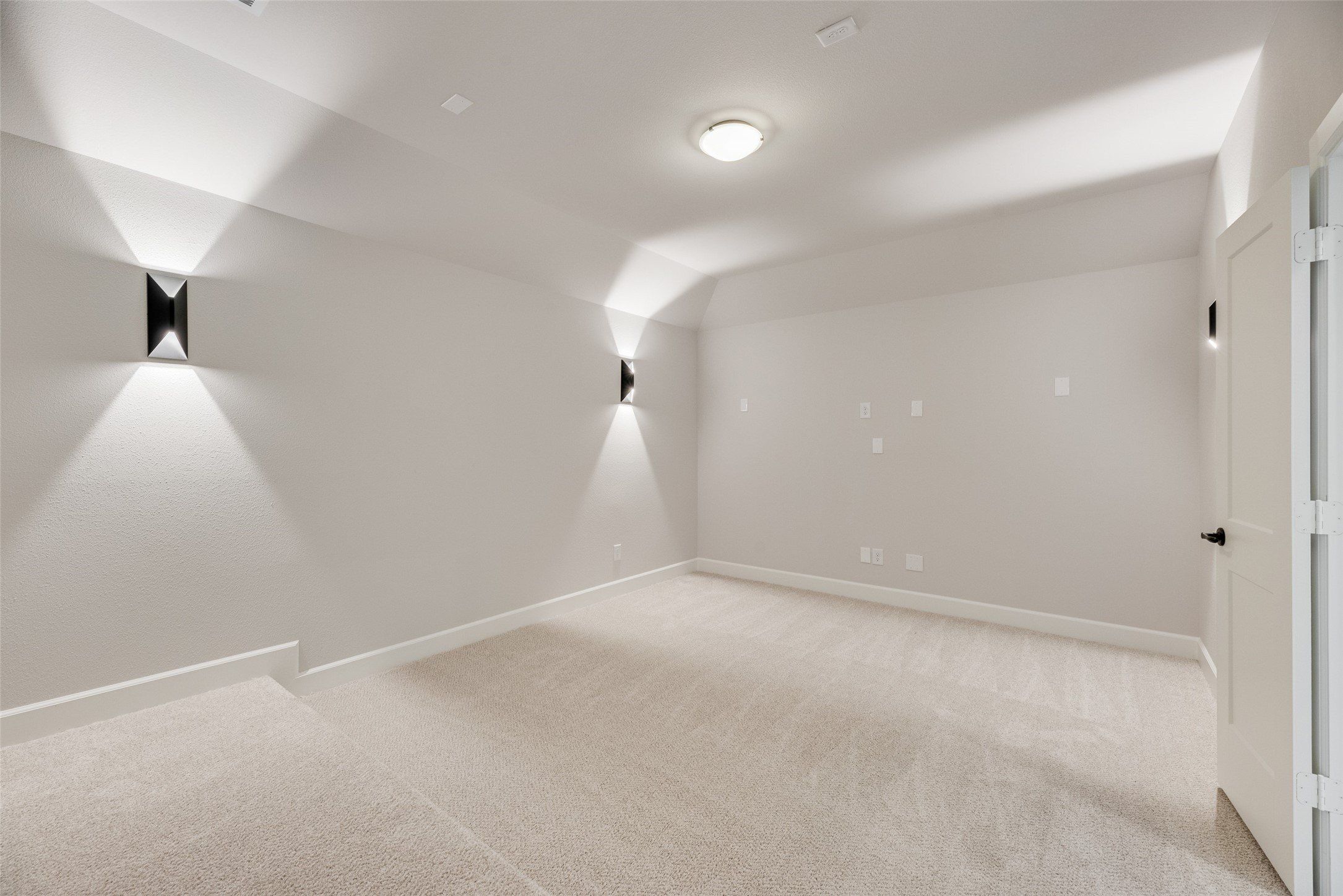 4418 Lake Breeze Drive. McKinney, TX 75071