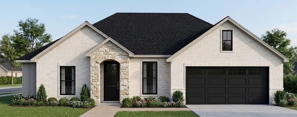 229 Central Park Crt. Athens, TX 75751