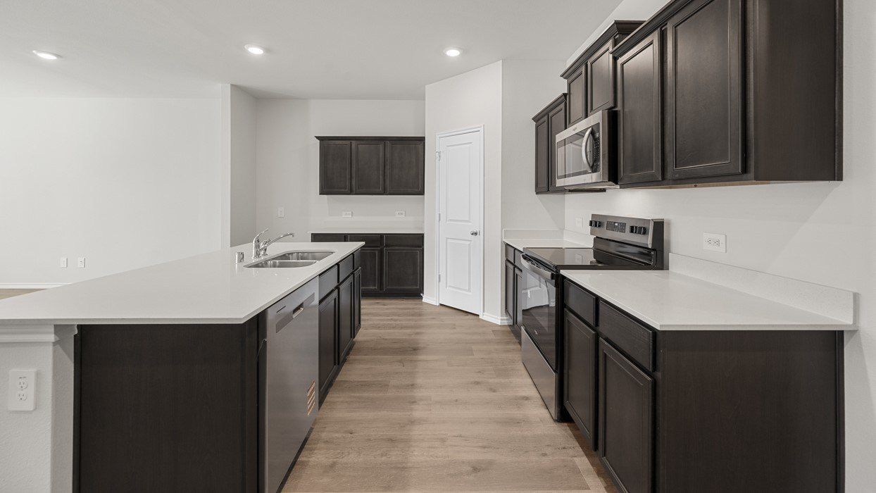2008 Reveille Way. Terrell, TX 75160