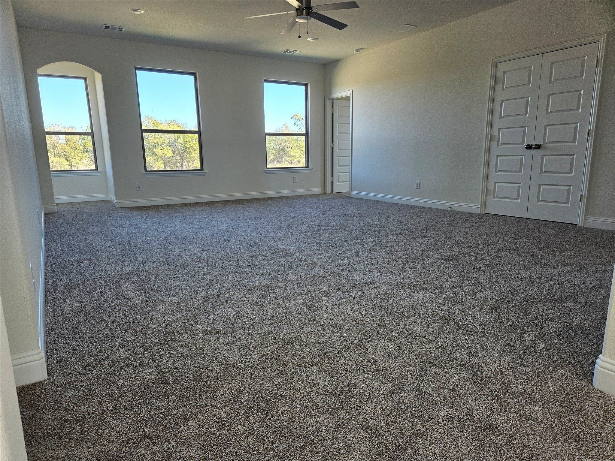 11925 Serval Street. Godley, TX 76044