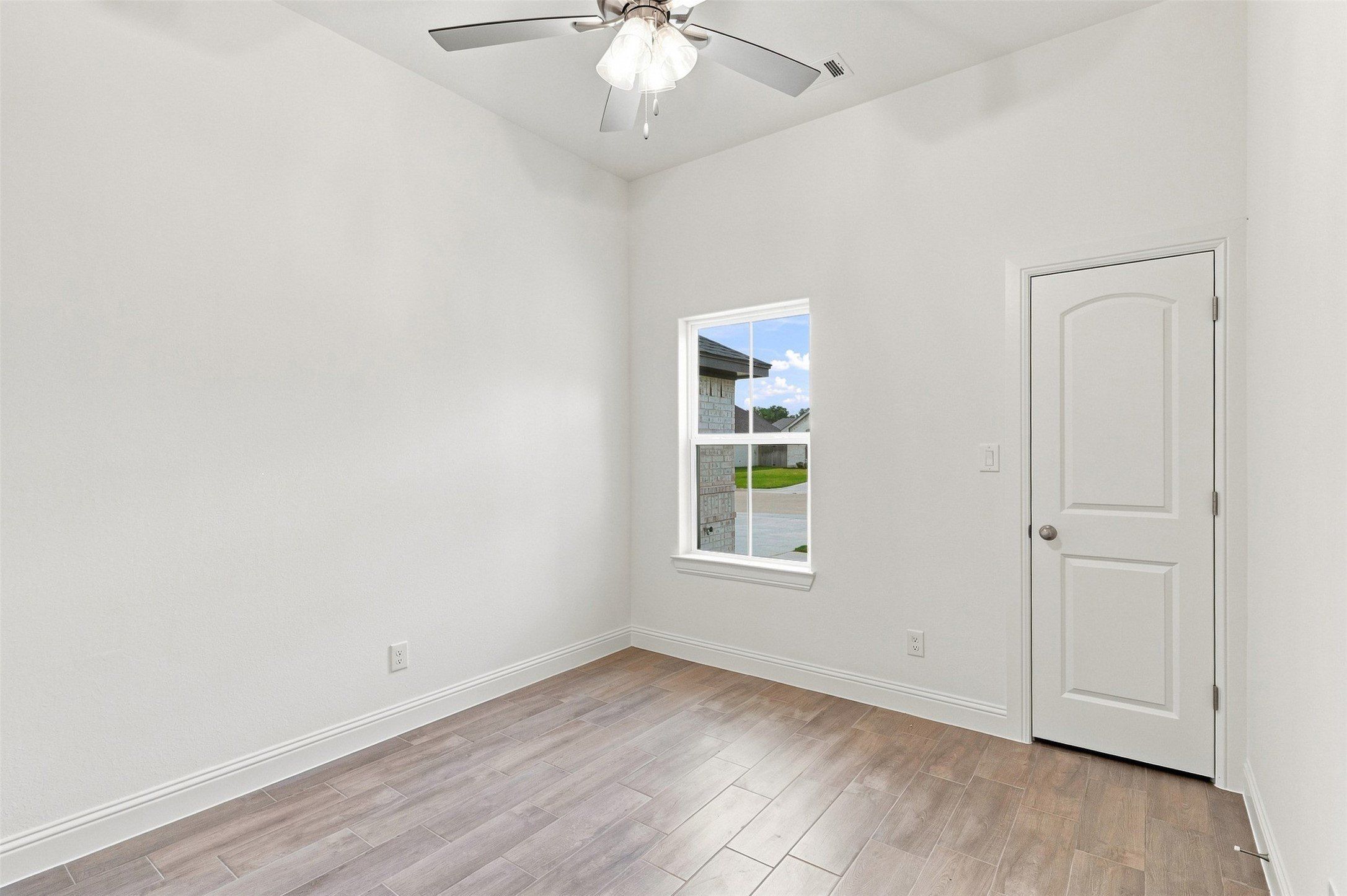 1130 Wild Rose Drive. Tolar, TX 76476