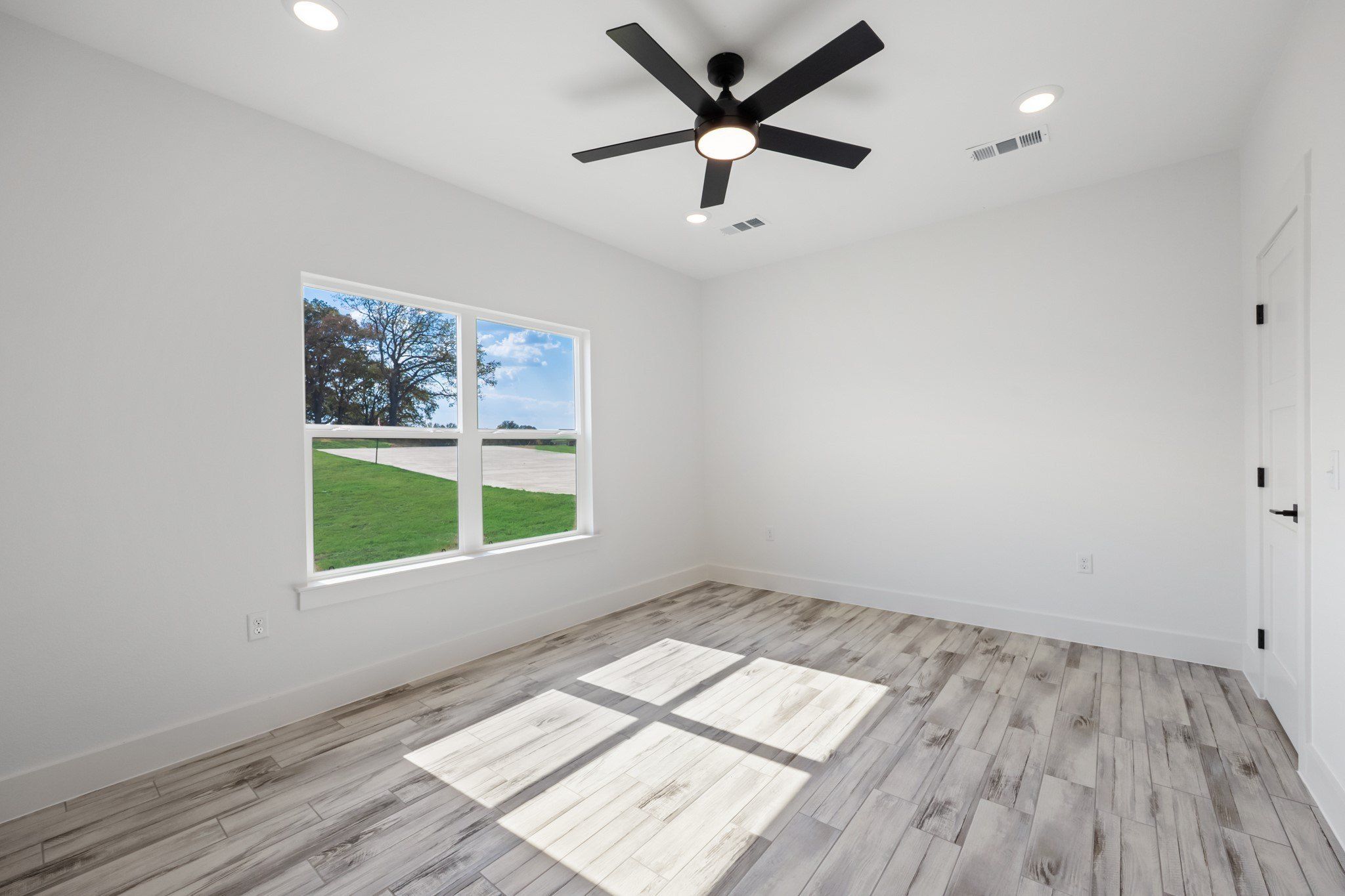257 Caro Drive. West Tawakoni, TX 75474