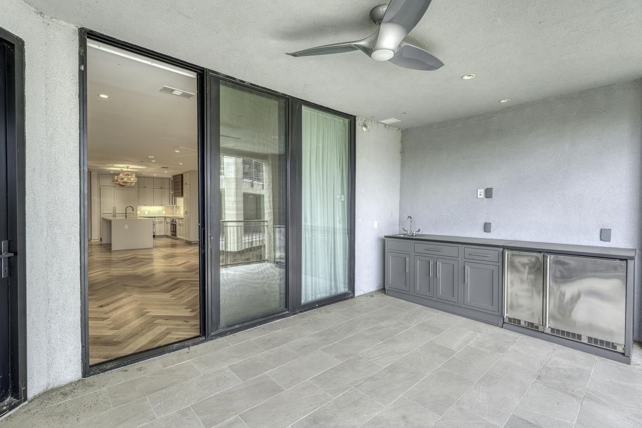 82 Island Drive 8204. Horseshoe Bay, TX 78657