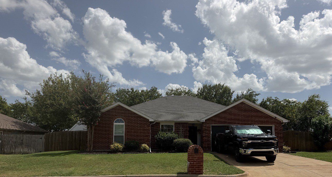 508 E Oak Street. Aledo, TX 76008