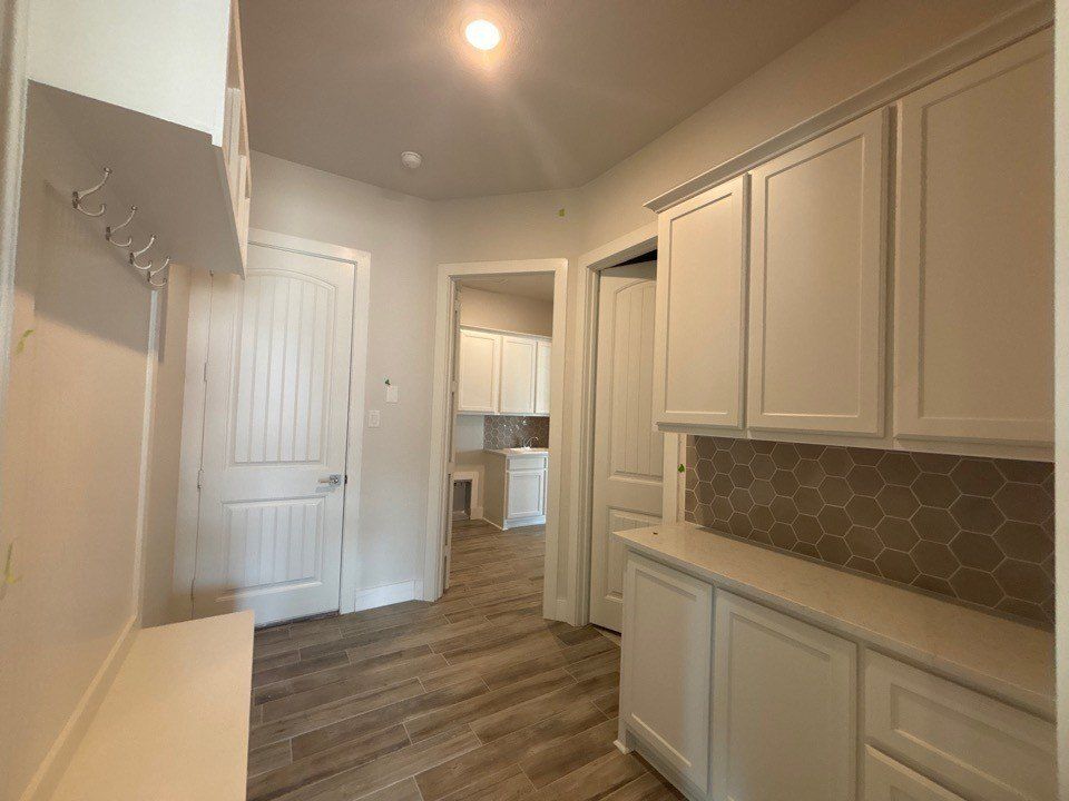 800 Monterrey Circle. Van Alstyne, TX 75495