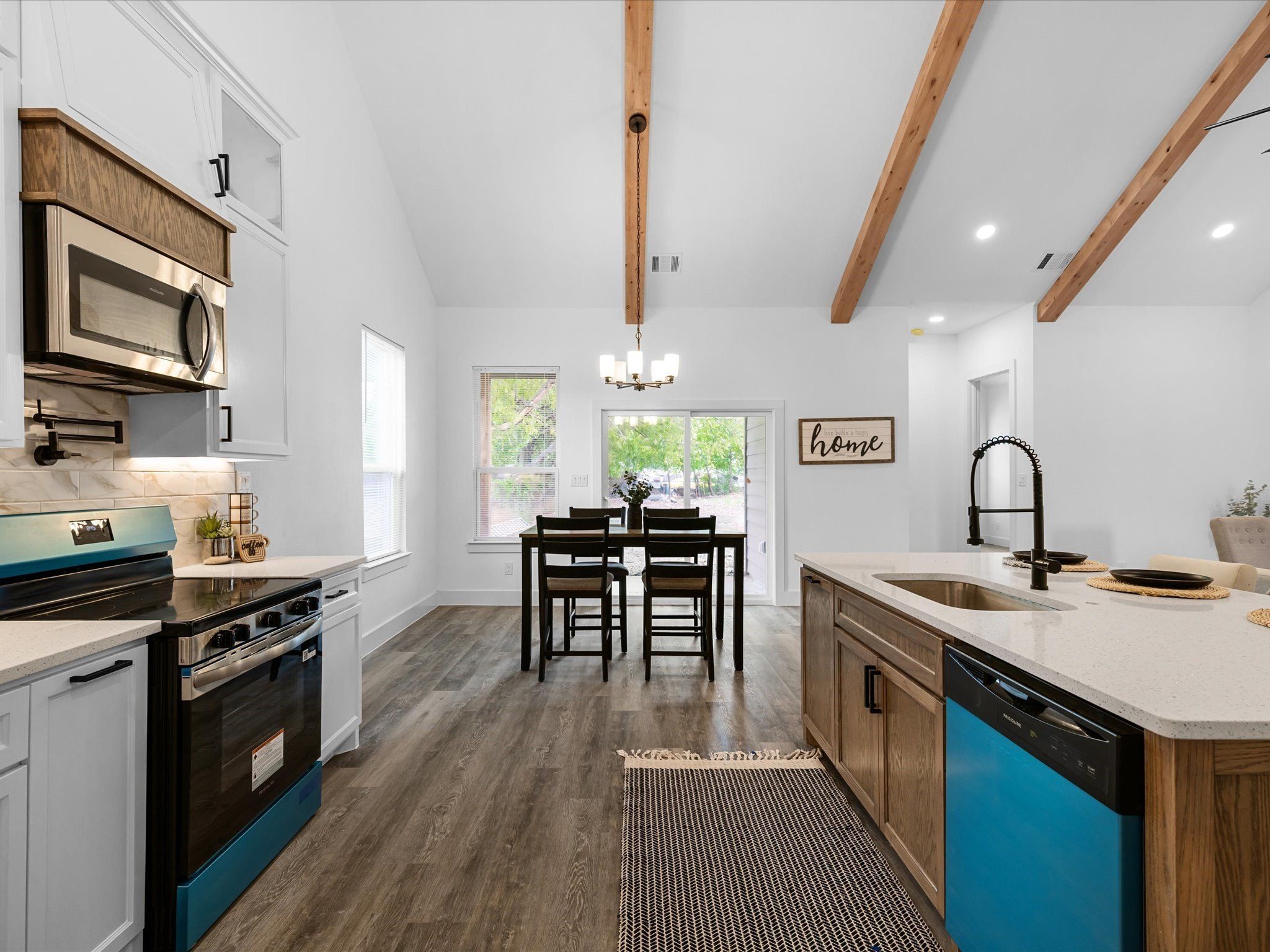 3013 Donalee Street. Fort Worth, TX 76105