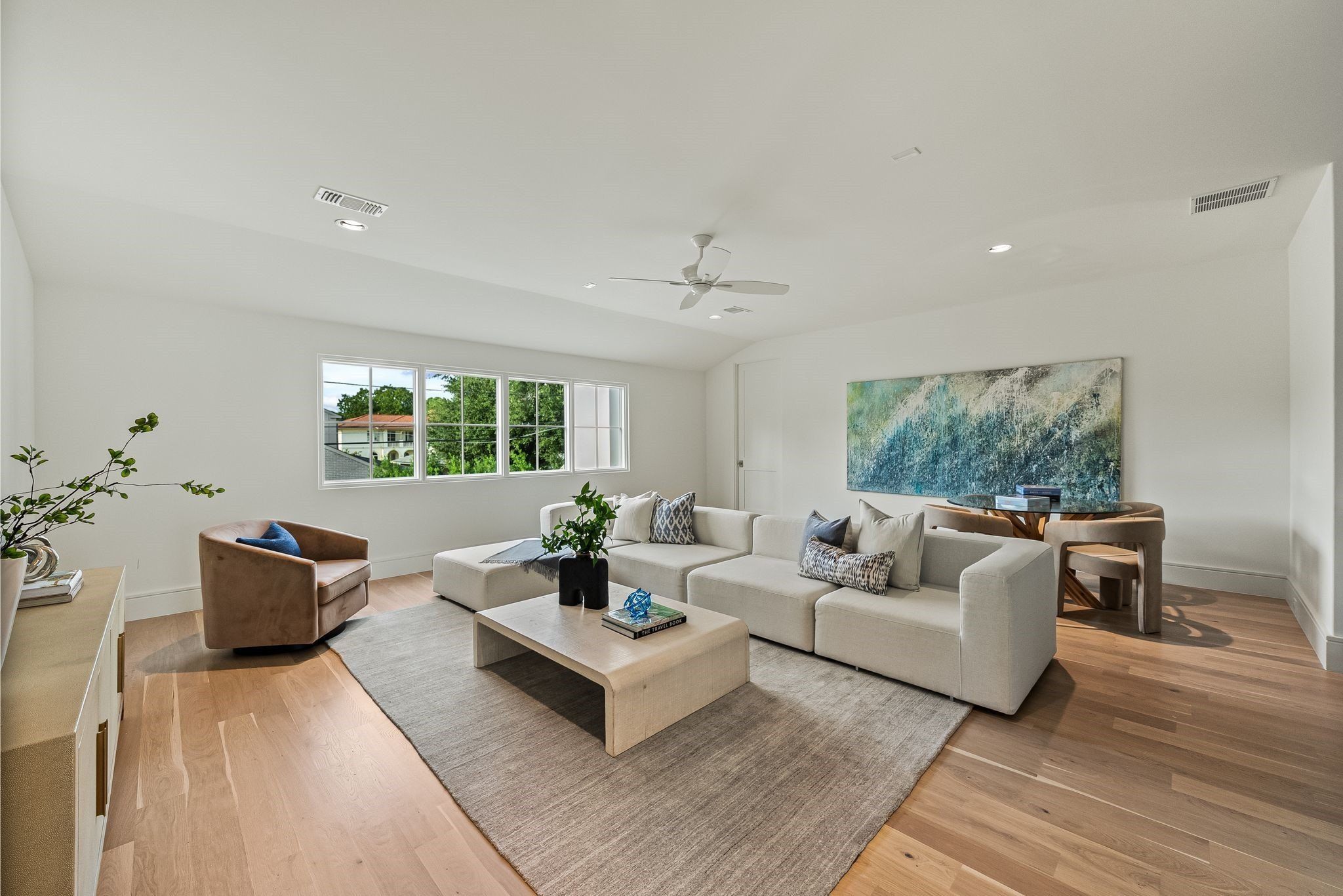 4105 Dunhaven Road. Dallas, TX 75220