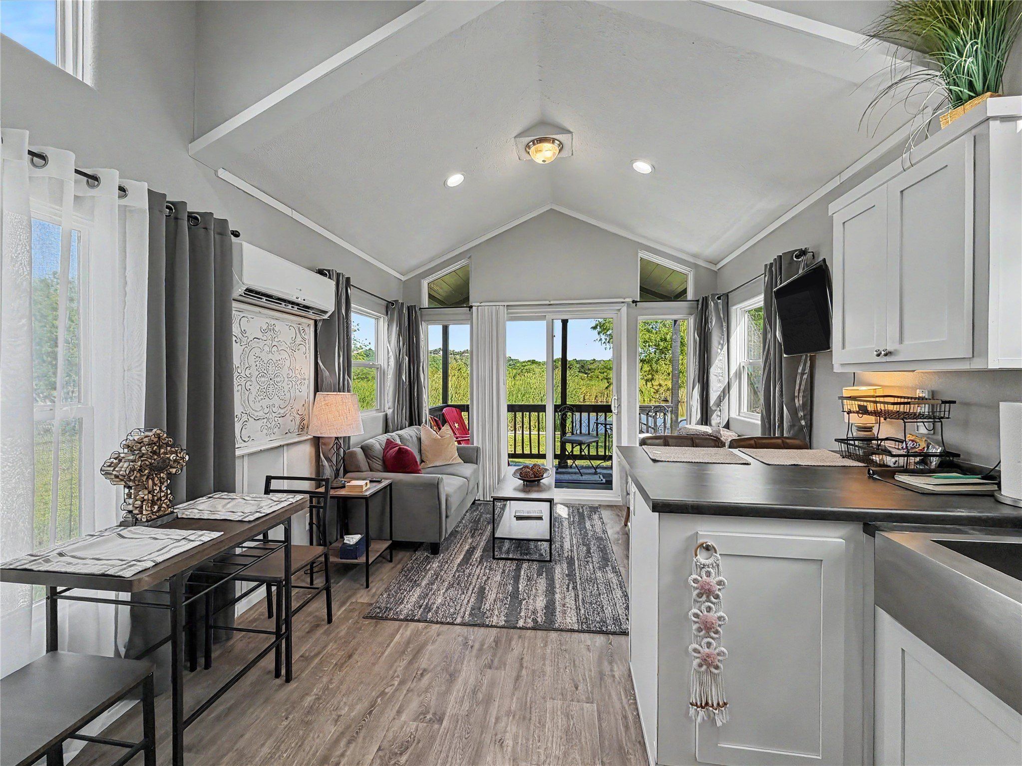 2013 Bedford Court. Weatherford, TX 76087