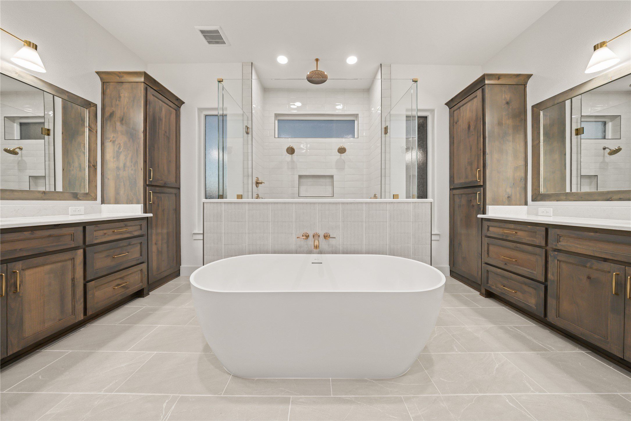 1031 Ranch Vista Road. Granbury, TX 76049