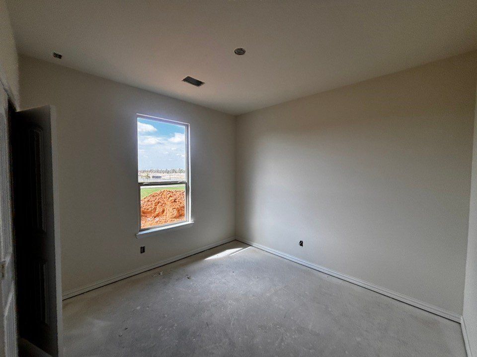 135 Big Sky Road. Decatur, TX 76234