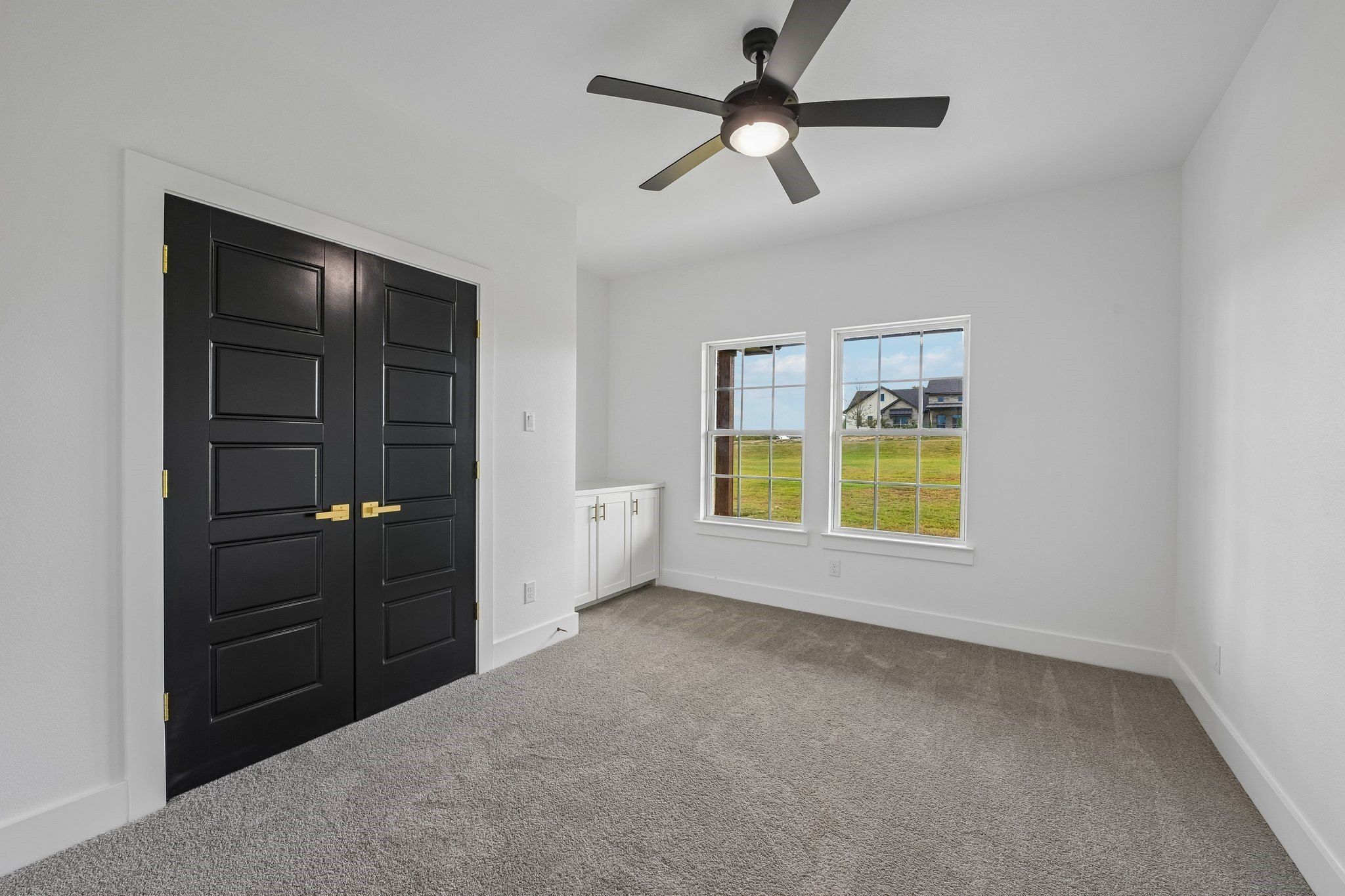 6605 Buffalo Ridge Circle. Godley, TX 76044