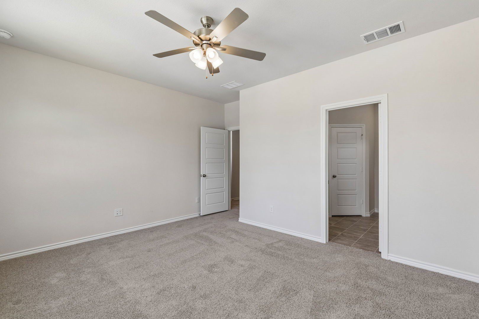 513515 S Mockingbird Lane. Denton, TX 76205
