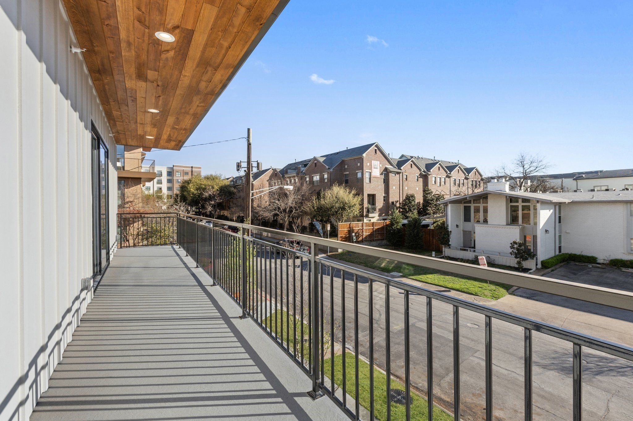 4330 Dickason Avenue. Dallas, TX 75219