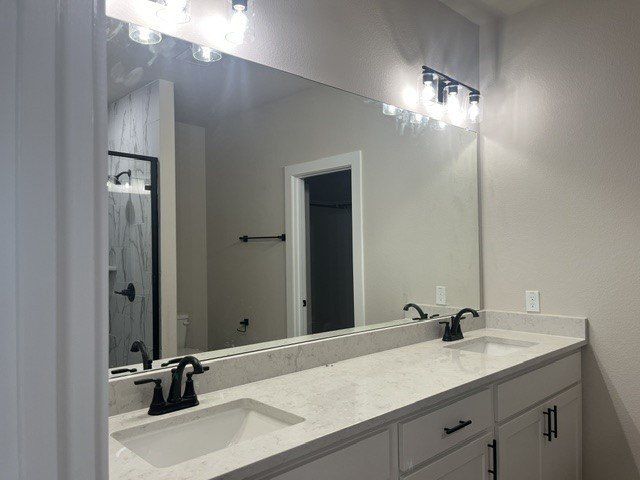 493 W Jefferson Street. Van Alstyne, TX 75495