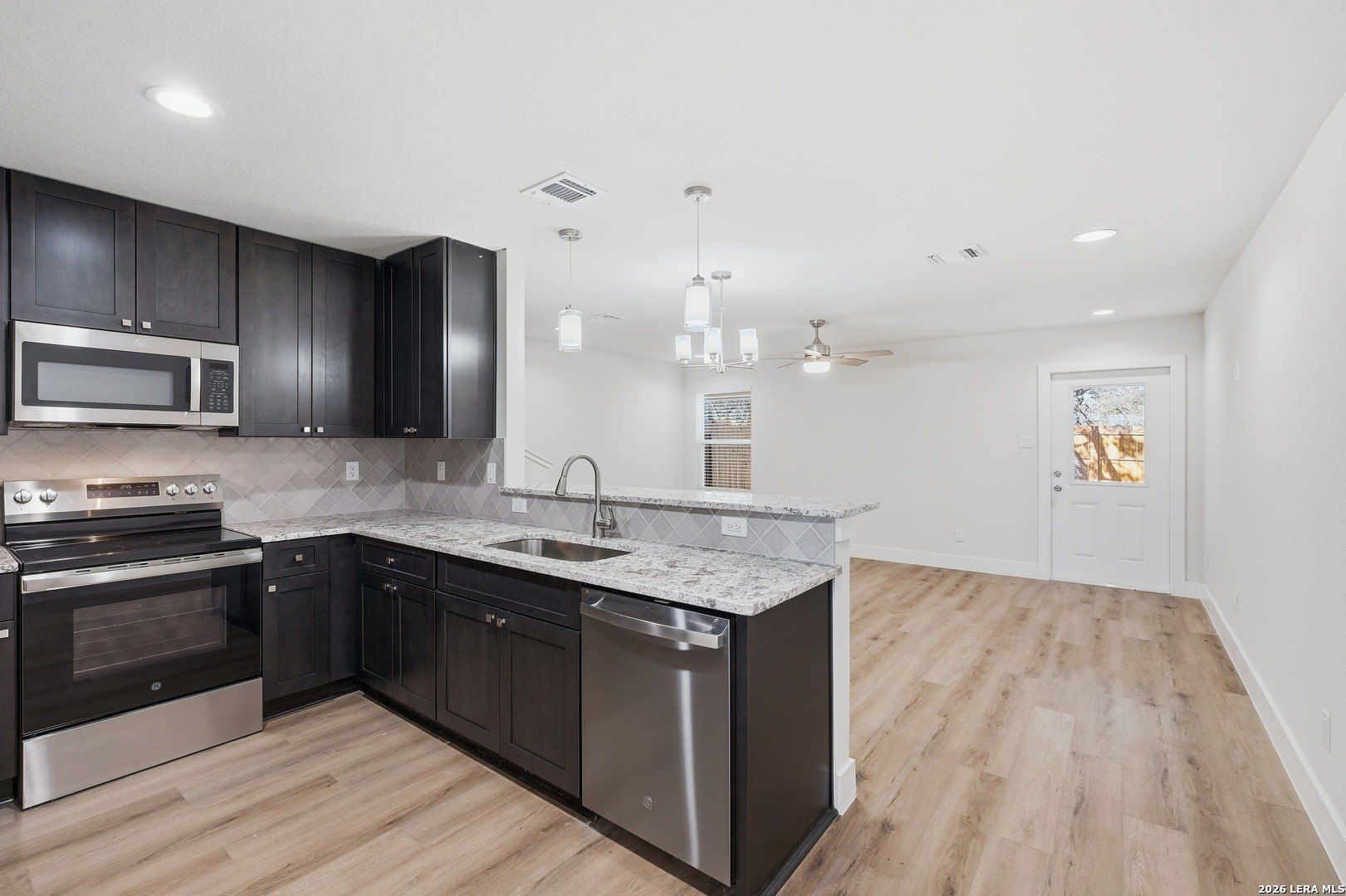 728 Abigail Aly. San Antonio, TX 78253