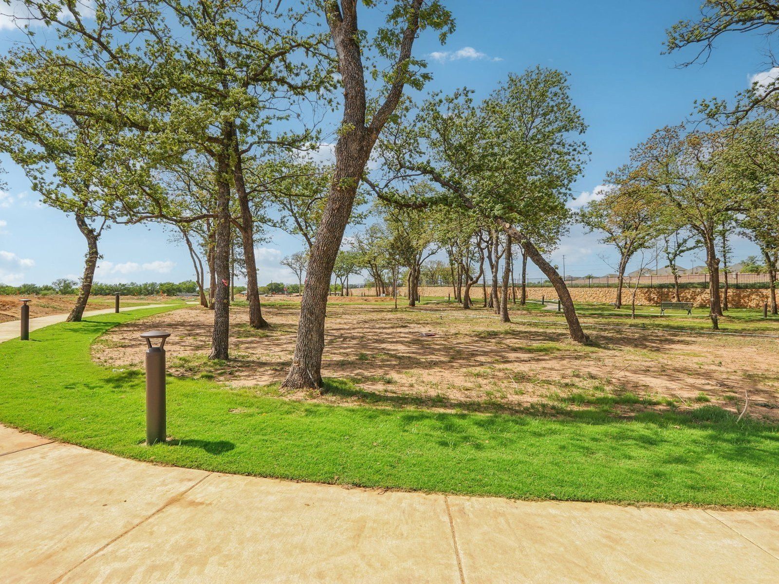 2704 Teton Street. Corinth, TX 76210