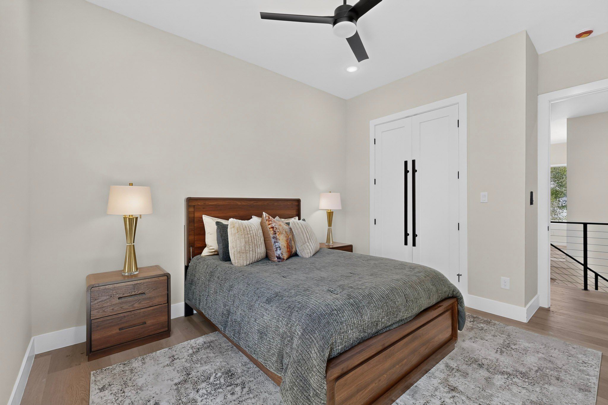 3325 Hammerly Drive. Dallas, TX 75212