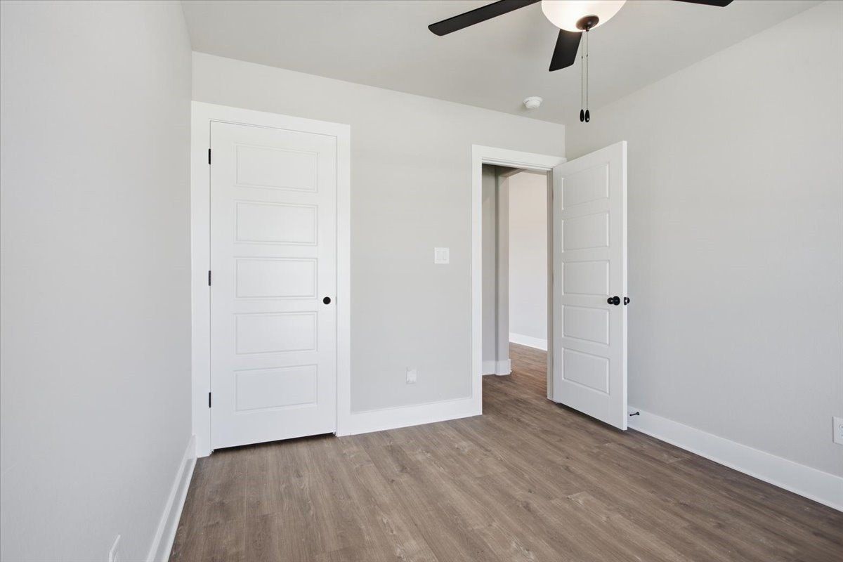 4218 Hummingbird Drive. Sherman, TX 75092
