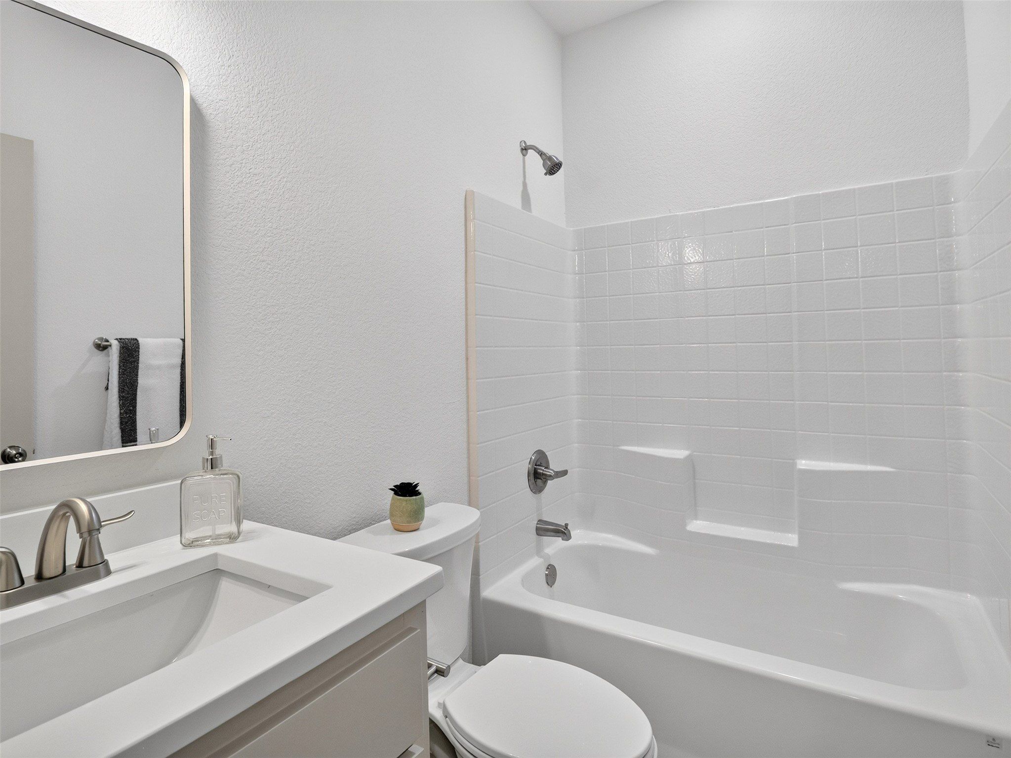 103 Cedar Shadow Lane. Whitney, TX 76692