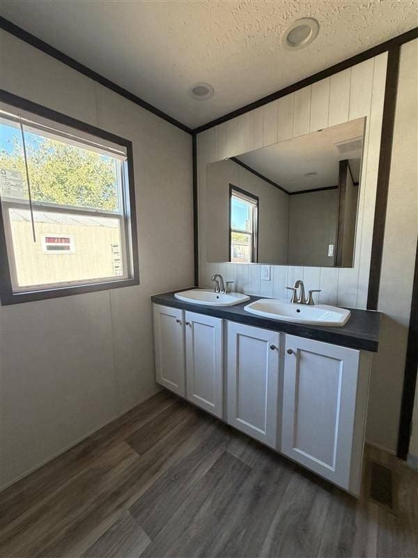 92 Park Lane. Hutchins, TX 75141