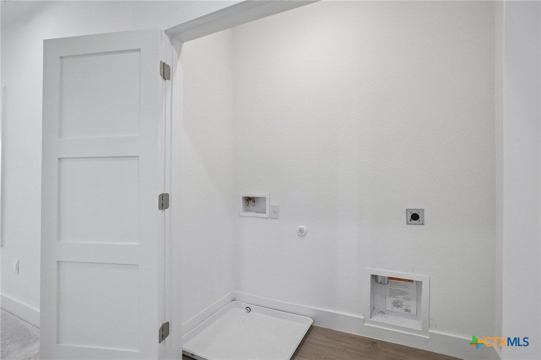 1301 Low Branch Lane. Leander, TX 78641