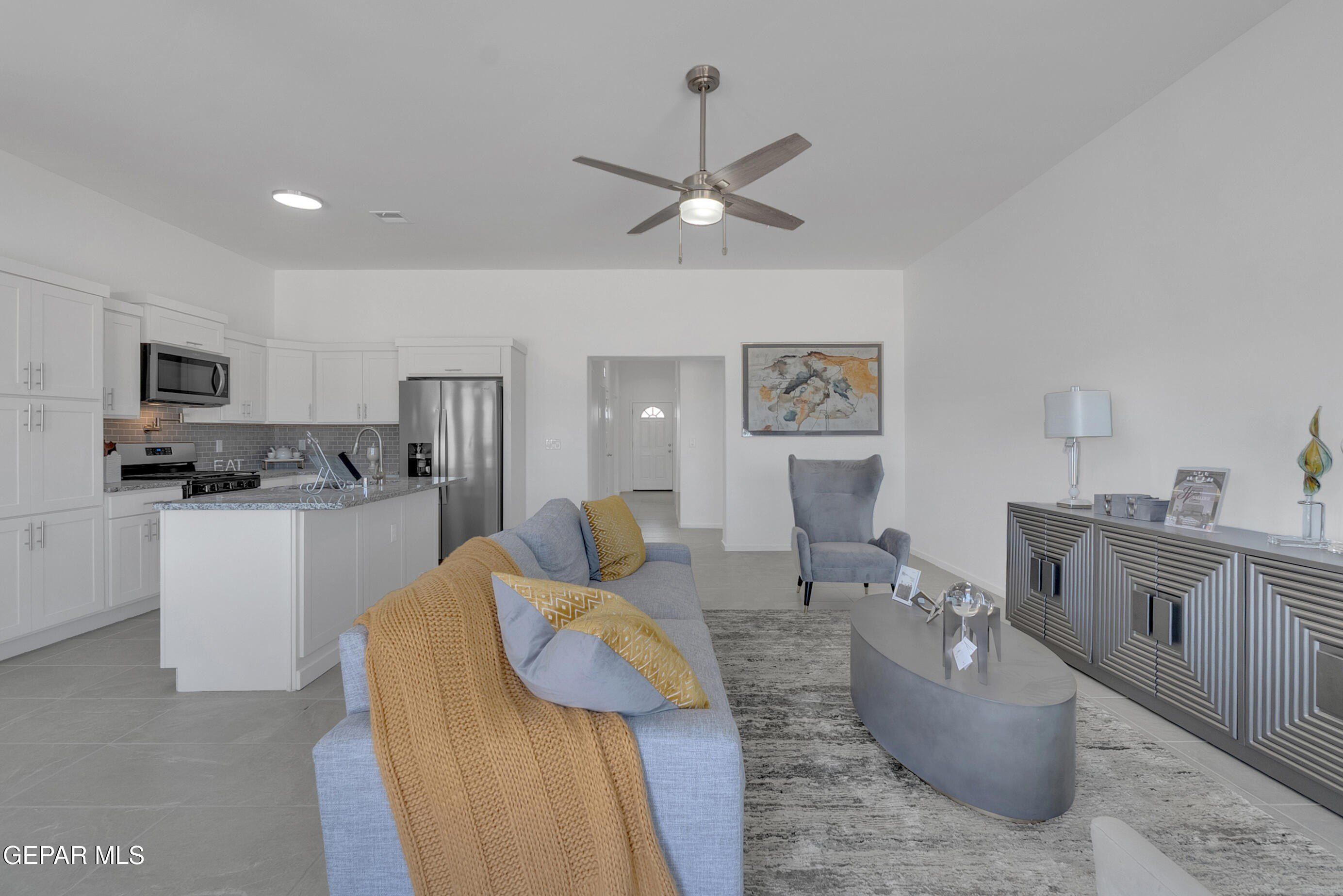 3817 Perspective Street. El Paso, TX 79938