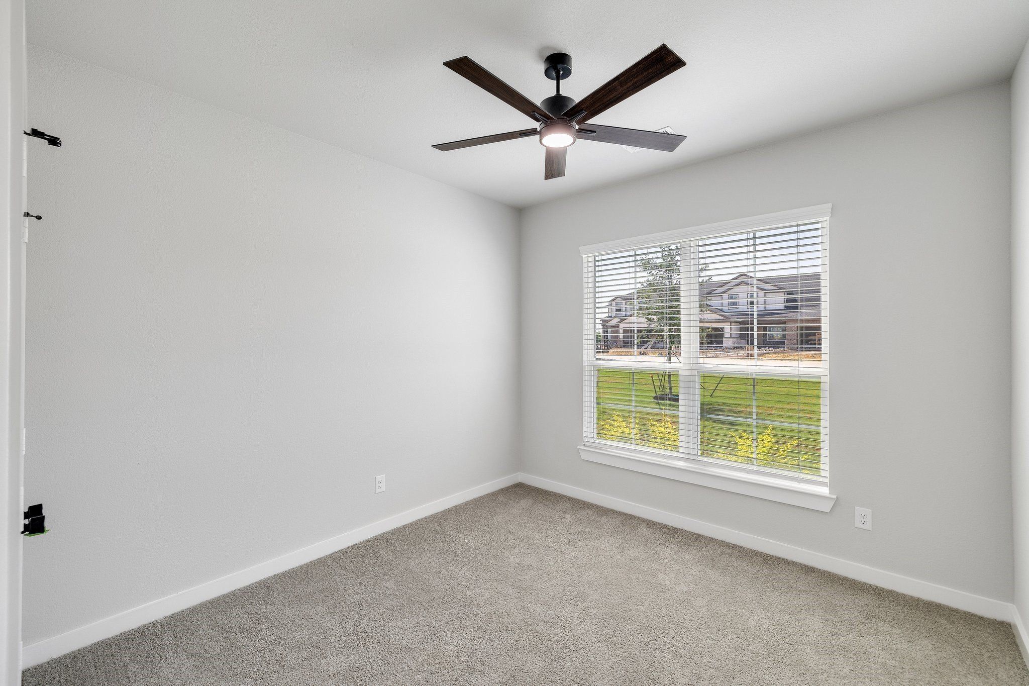 40594061 Clovis Court. Midlothian, TX 76065