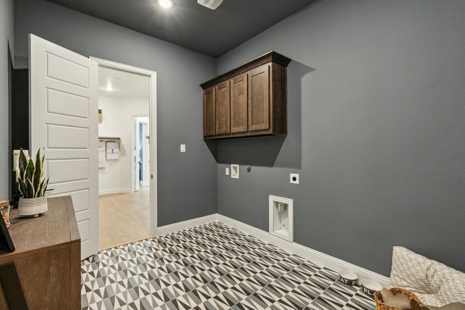 531 Birthright Lane. Rockwall, TX 75032
