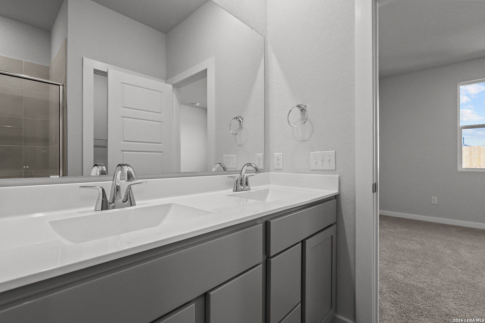 2351 Crisp Gln. San Antonio, TX 78224