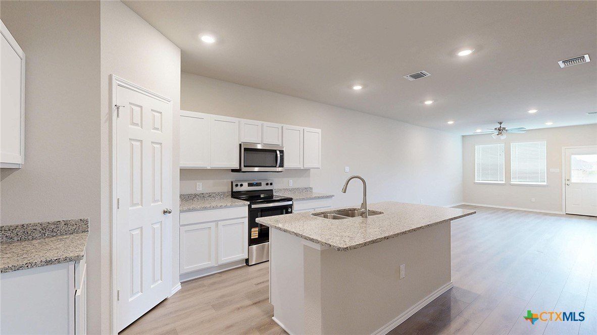 1108 Ribeye Road. Temple, TX 76502