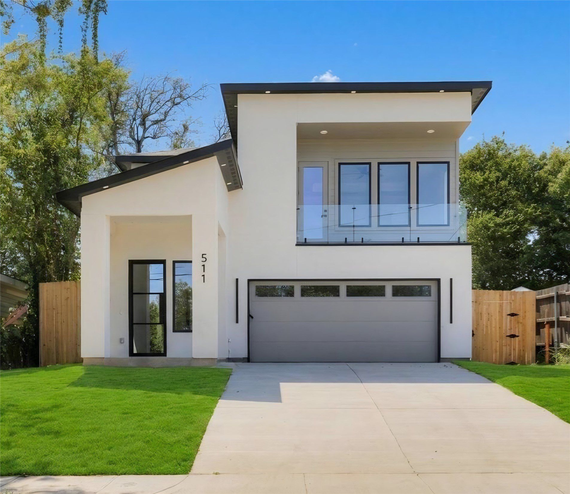 511 Avenue J. Dallas, TX 75203