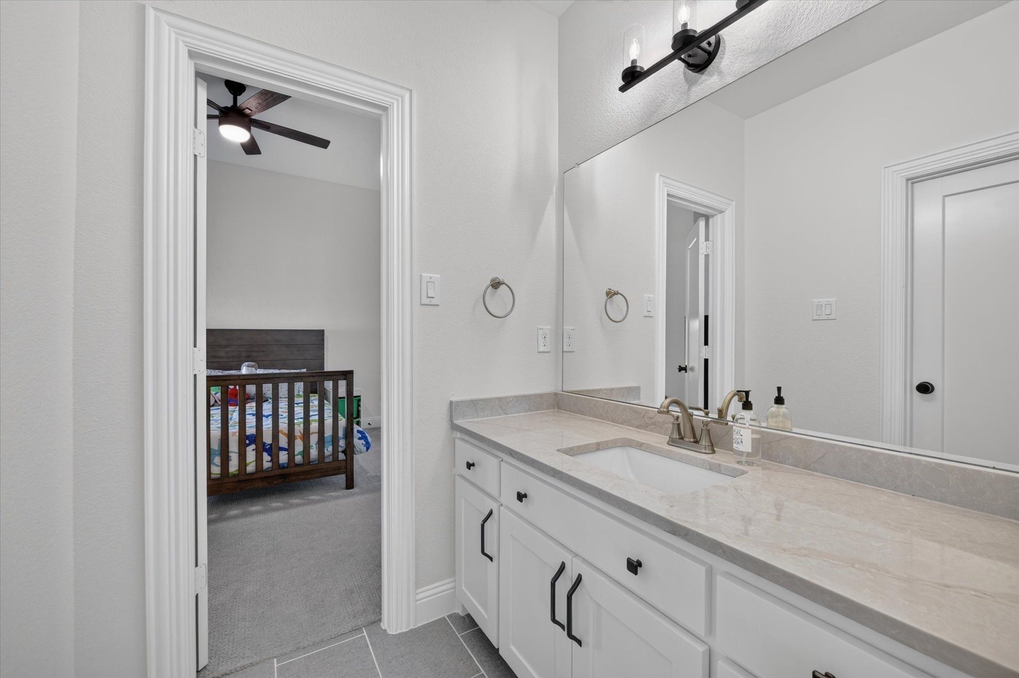 3502 Burdock Lane. Venus, TX 76084