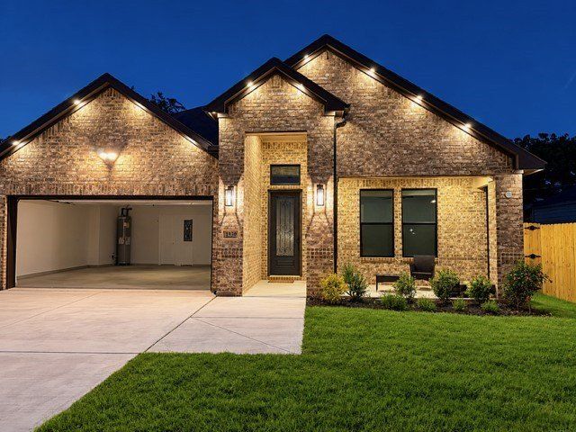1930 Houston Street. Grand Prairie, TX 75050