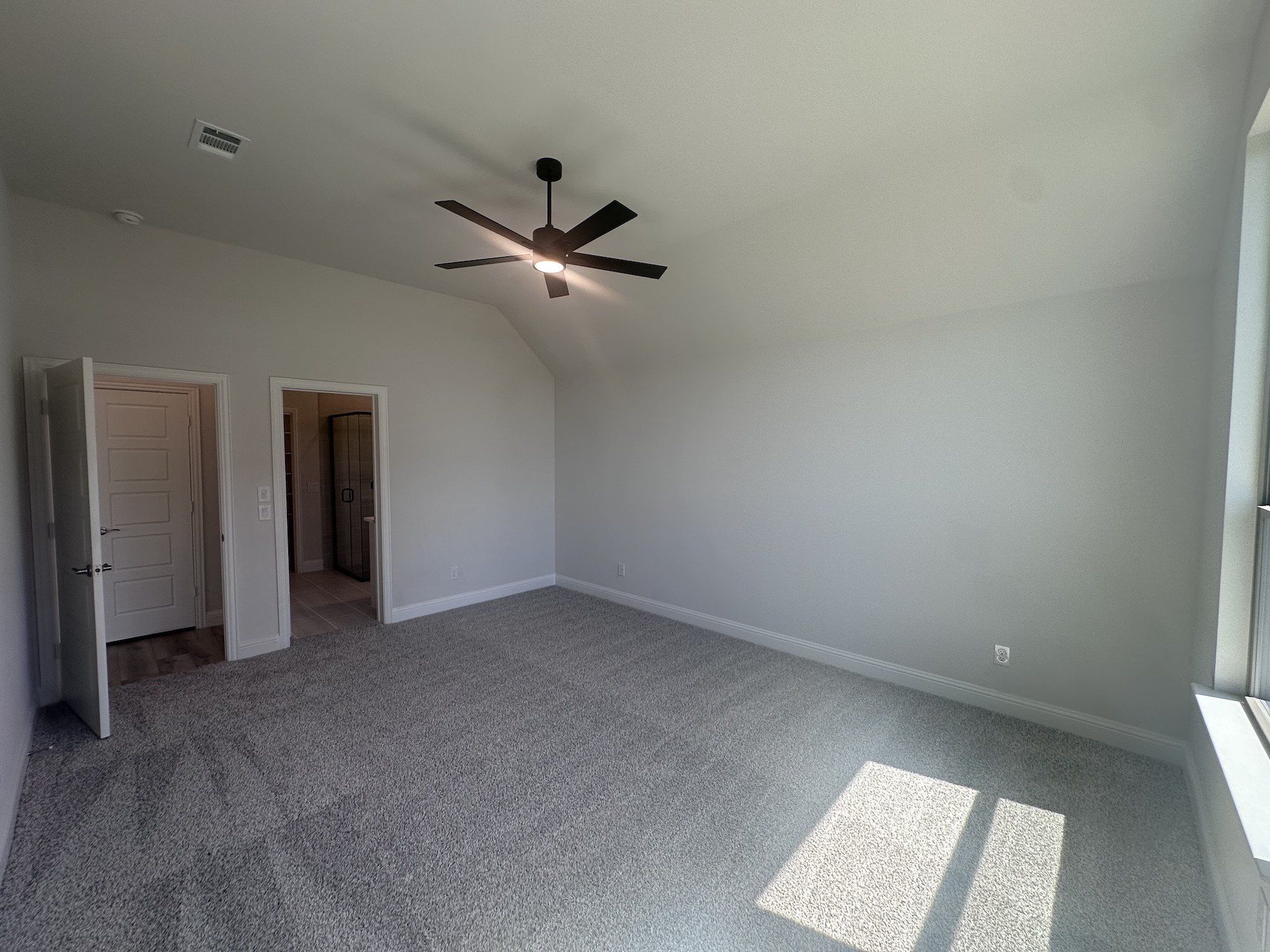 604 Austen Avenue. Tioga, TX 76271