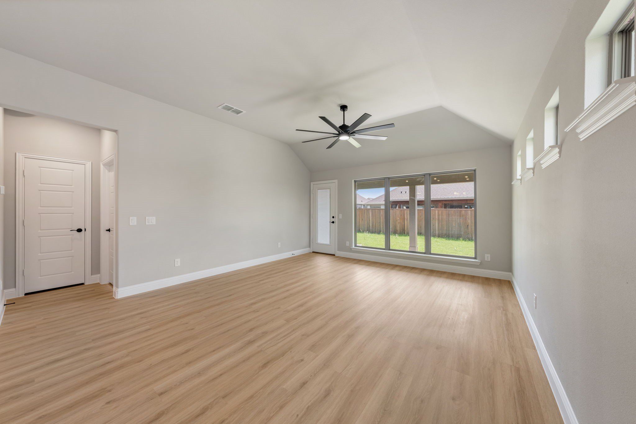 2453 Sundial Lane. Cleburne, TX 76031
