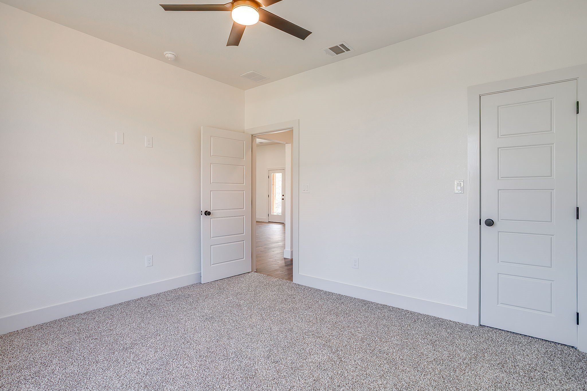 237 Kilkenny Road. Poolville, TX 76487