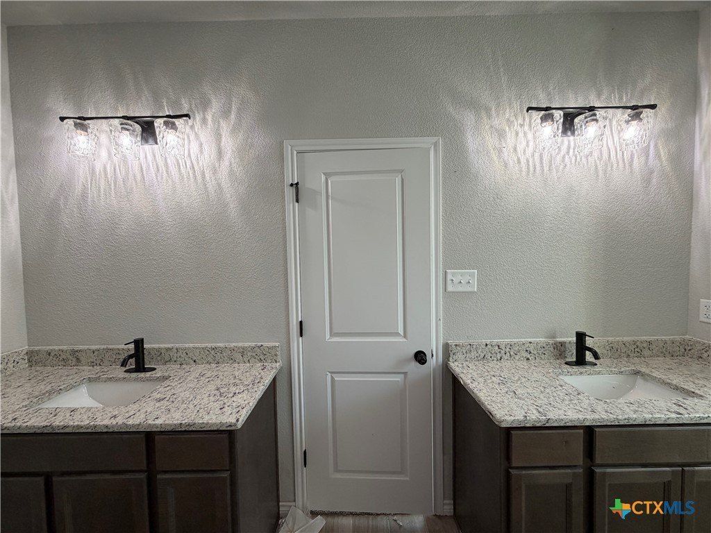 2537 Cedar Glen Drive. Belton, TX 76513