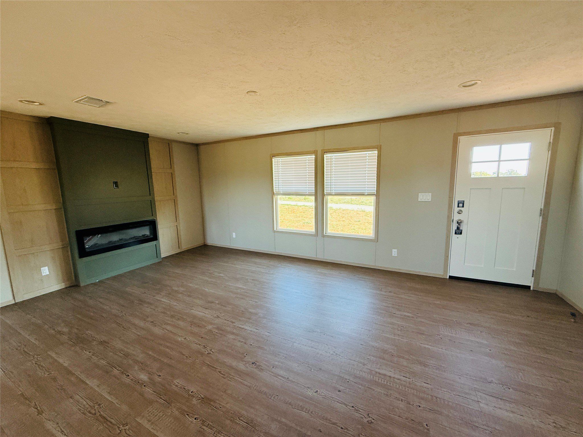 11 Kenzi Drive. Mineral Wells, TX 76067