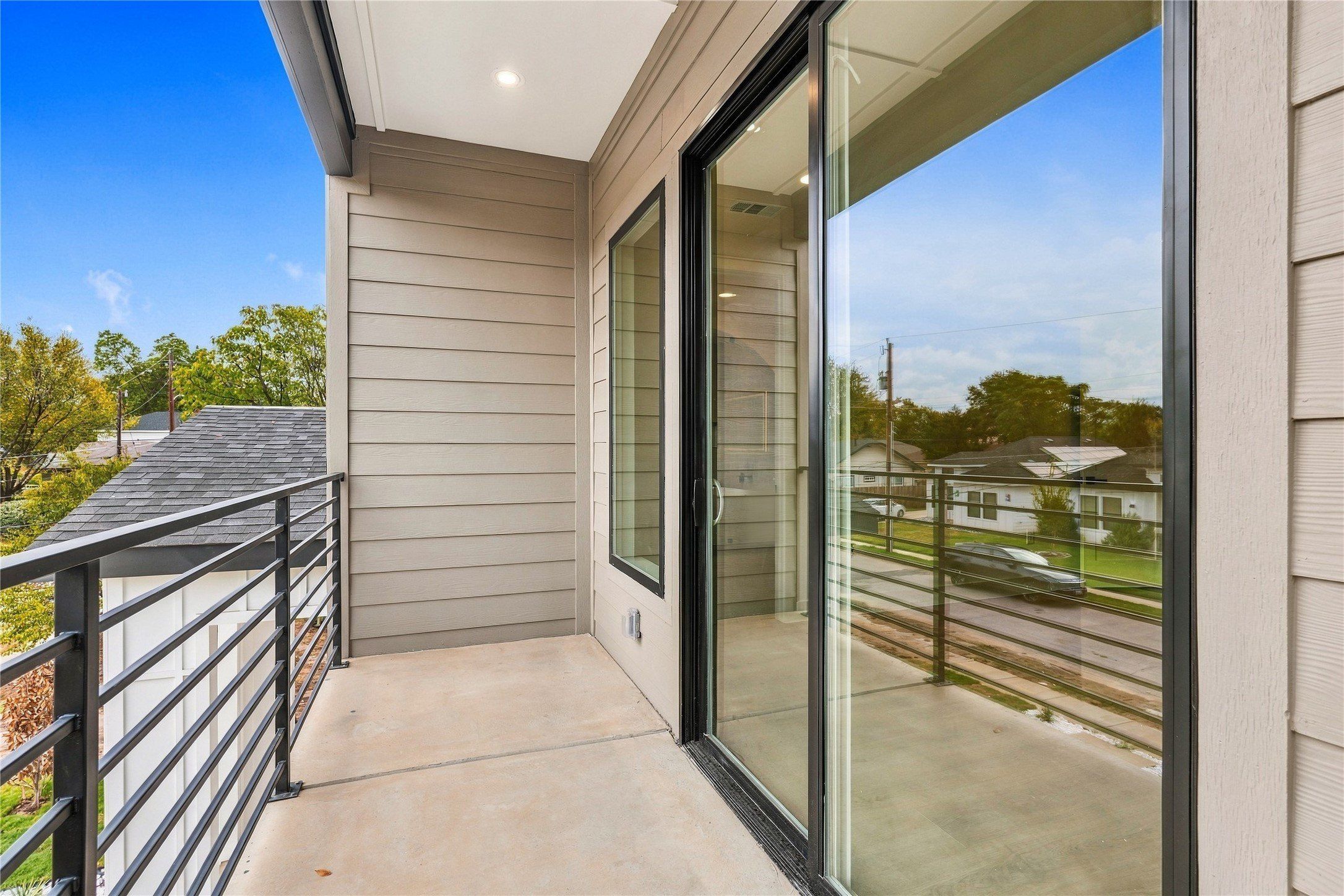 3914 Spence Street. Dallas, TX 75215