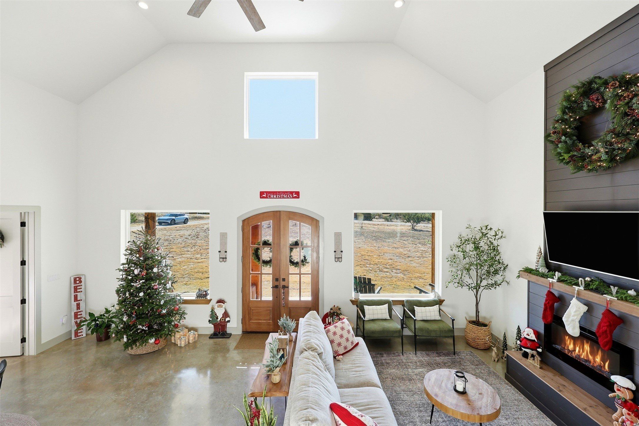 601 Hollow Drive. Lipan, TX 76462
