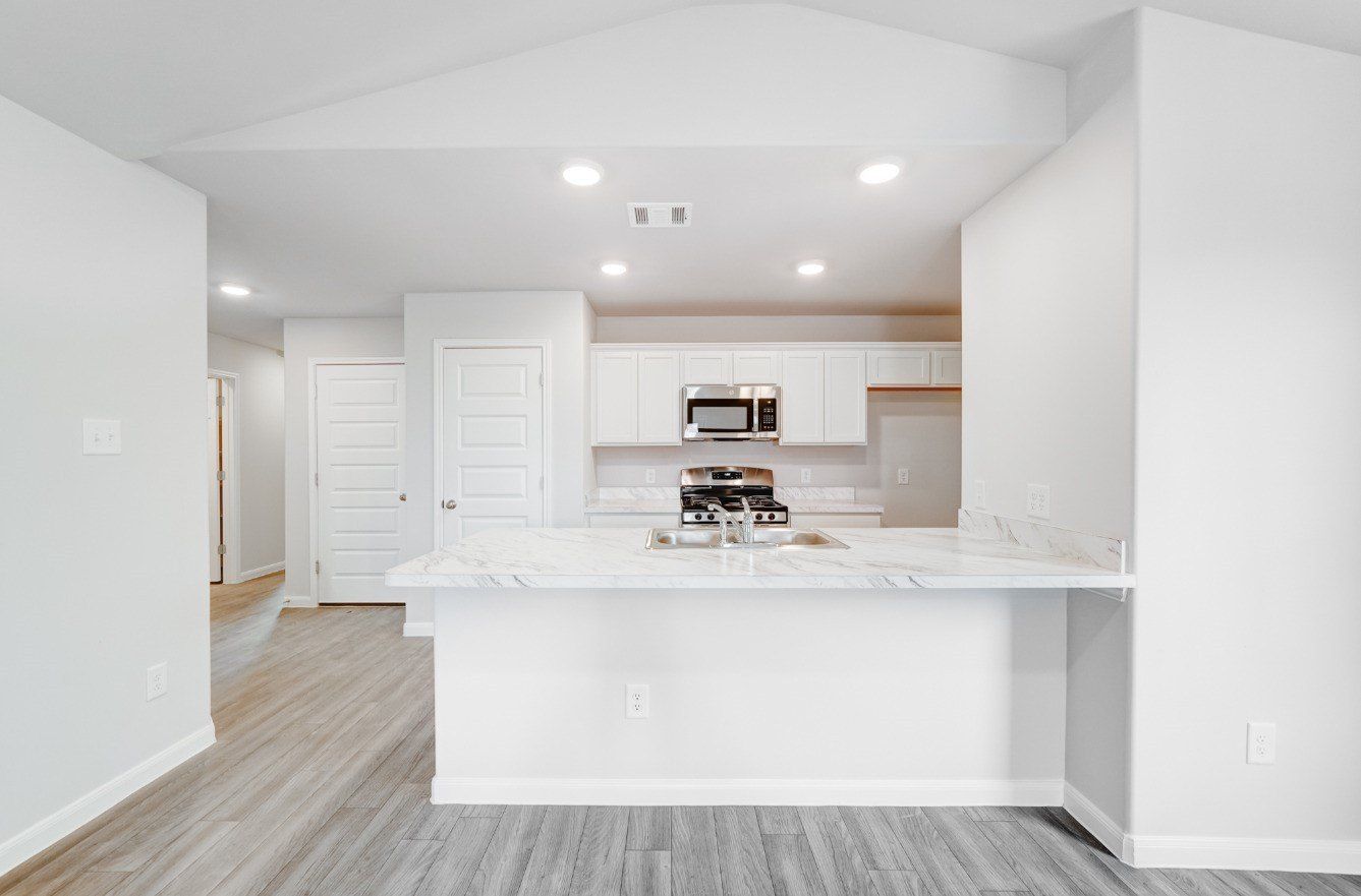 453 Peace Lily Way. Tolar, TX 76476