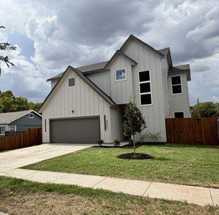 2943 Alaska Avenue. Dallas, TX 75216