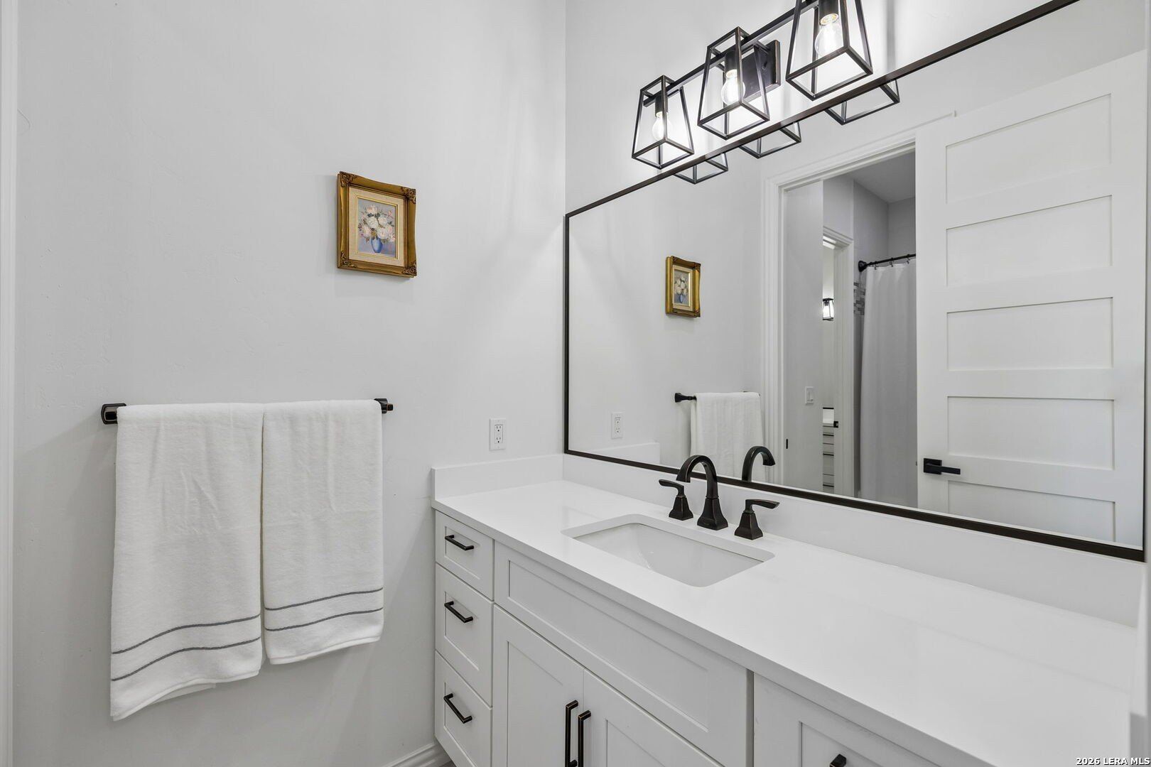 879 Latigo Blvd. Pipe Creek, TX 78063