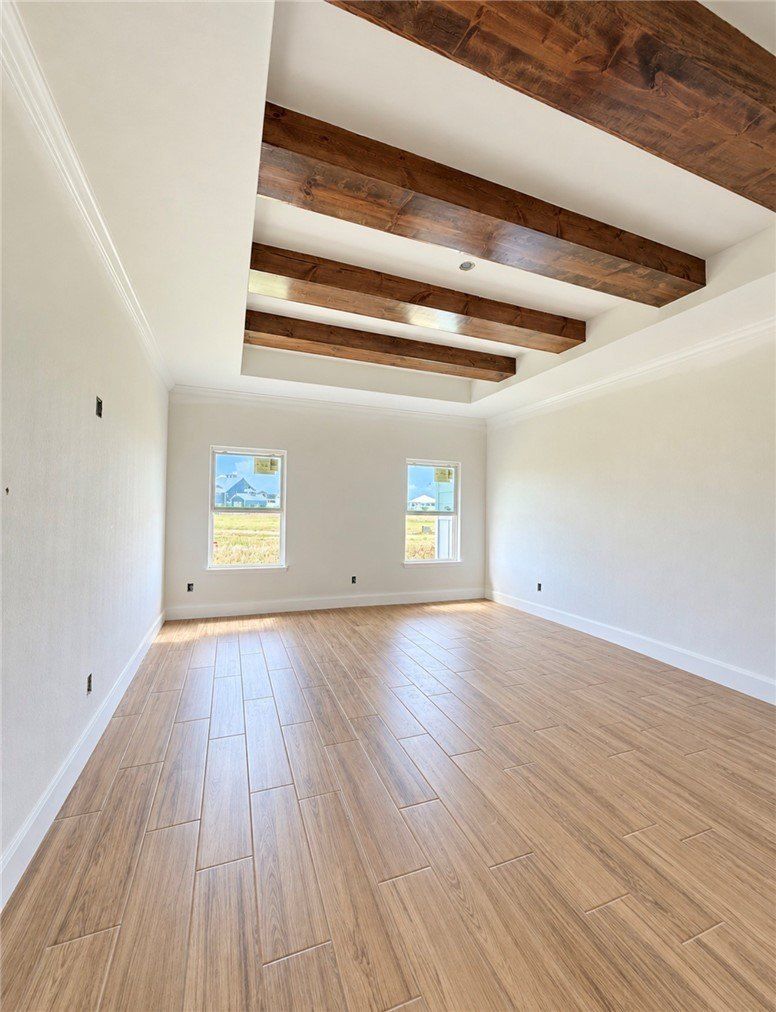 4 Peets Bend Drive. Rockport, TX 78382