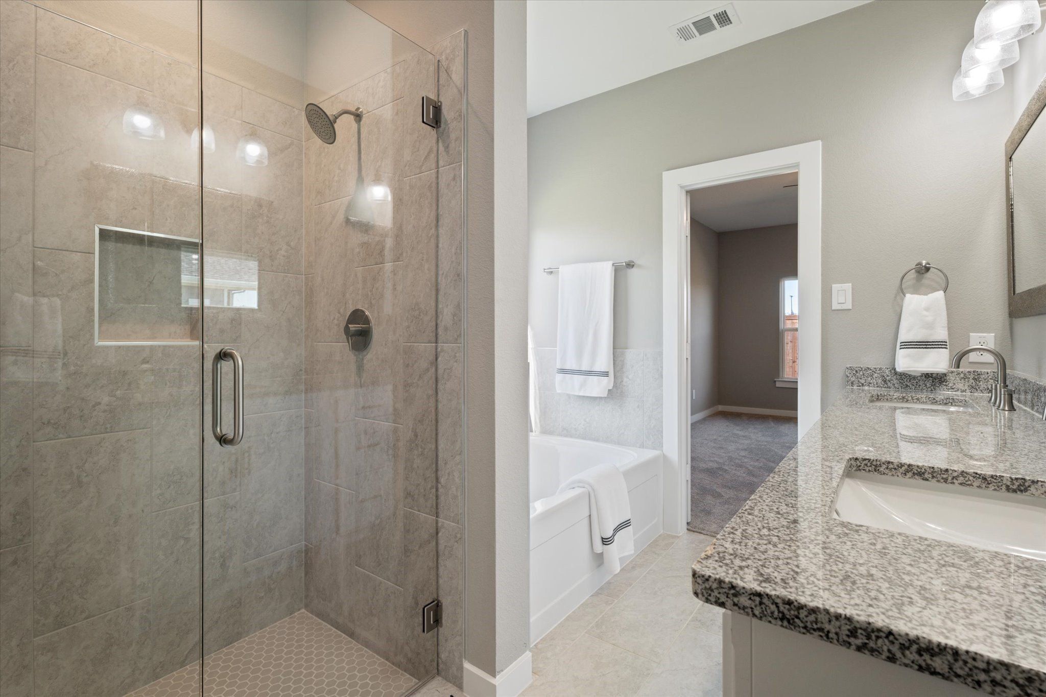 434 Cirrus Circle. Muenster, TX 76252